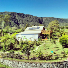 Le Jardin des couleurs est un chalet pour 10 personnes un concept reposant, La Plaine-des-Palmistes